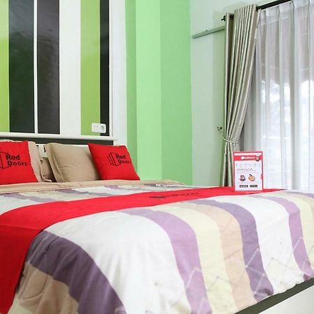 Reddoorz Plus @ Talaga Bodas Bandung Exterior foto